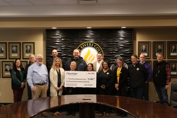 Three Rivers College Food Pantry receives $5,100 donation from the Sparklight Charitable Giving Fund