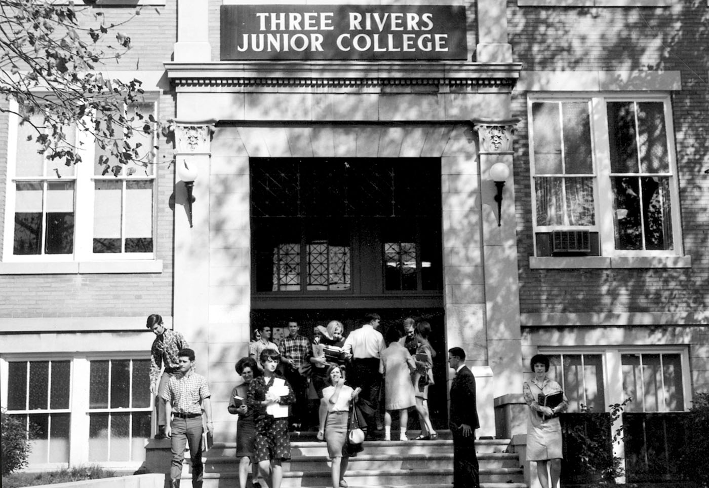 three rivers building 1967
